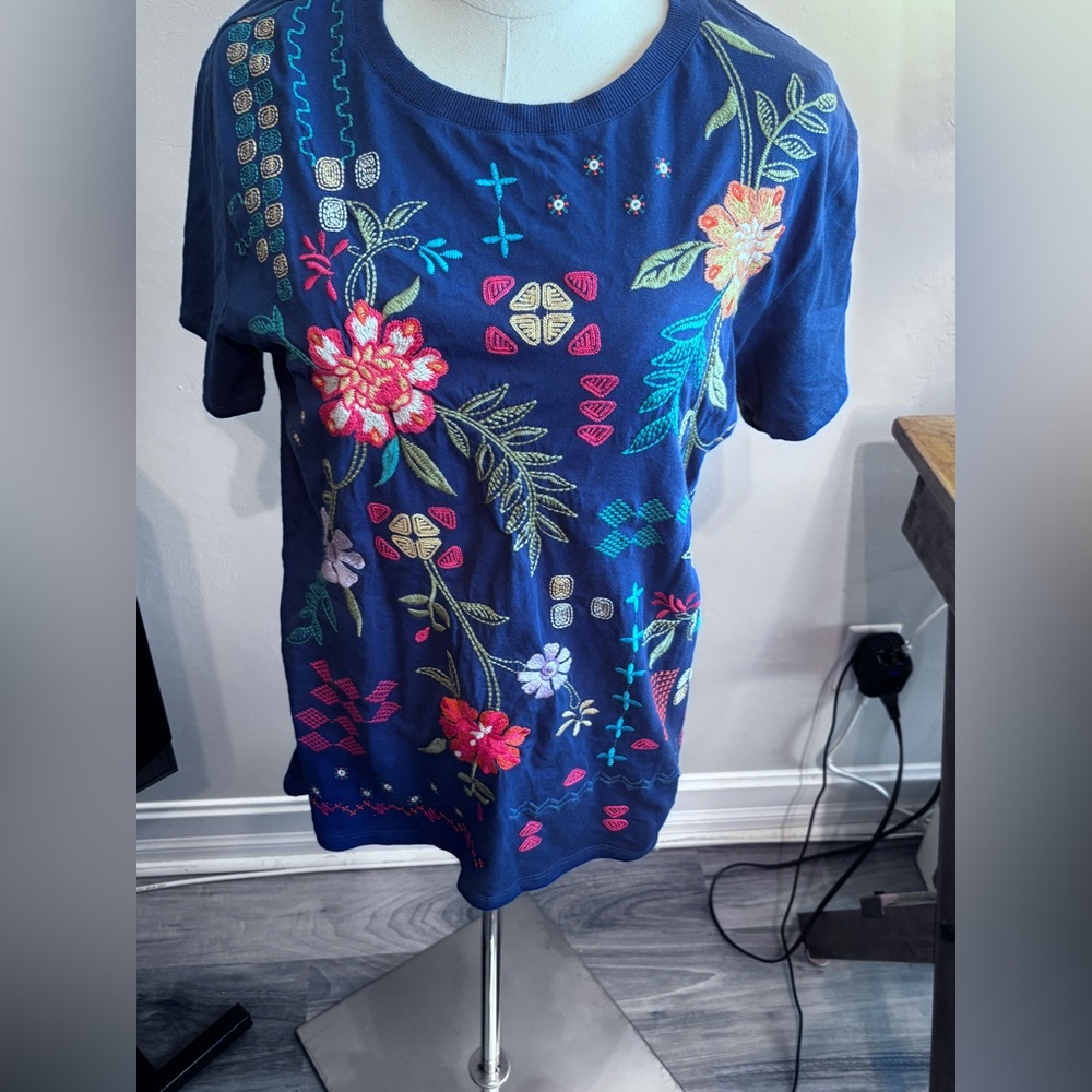 Johnny Was Navy Floral Embroidered Short Sleeve Tee with Multicolor Stitching